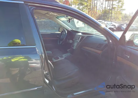 2013 Subaru Outback 3.6R Limited z USA, uszkodzony, nr VIN 4S4BRDJC5D2212378